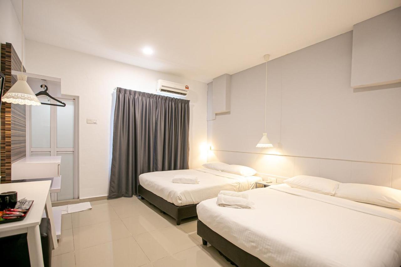 Grand Swiss Hotel George Town Exterior foto