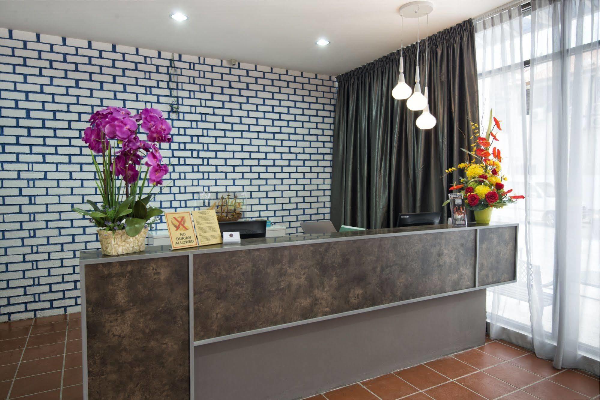Grand Swiss Hotel George Town Exterior foto